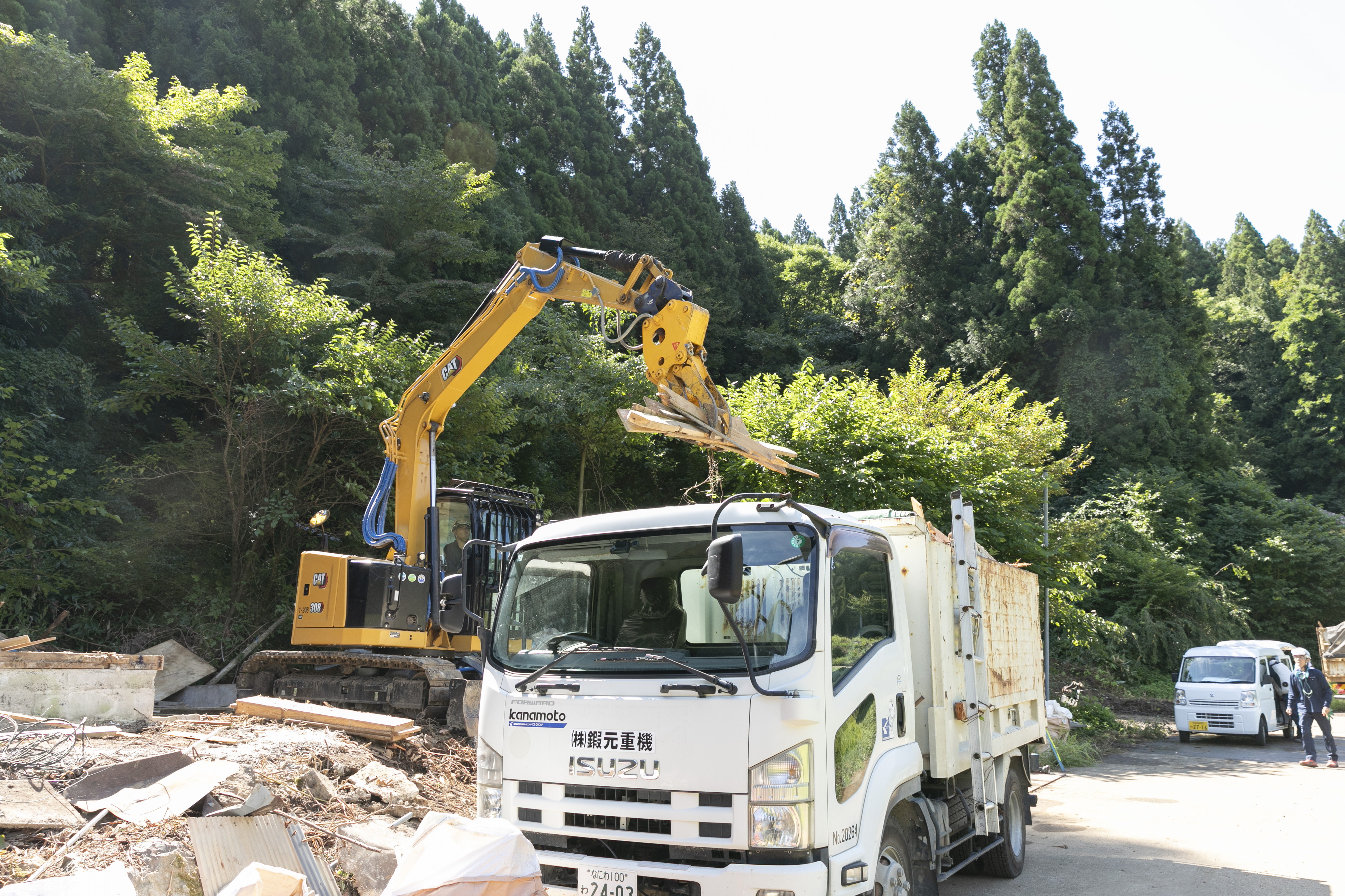 ティーエヌエス株式会社 現場作業員兼解体作業員 1